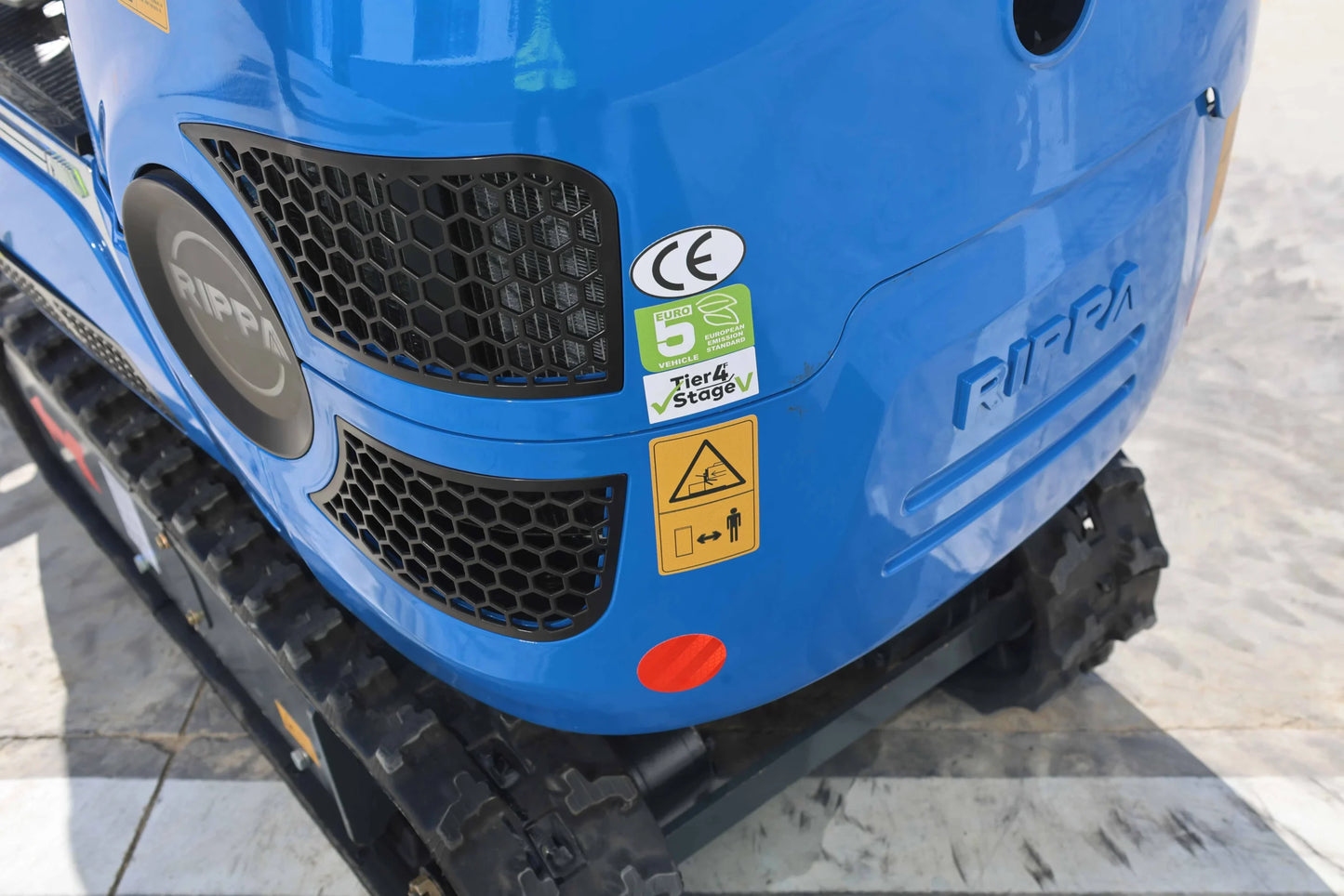R06 ECO Mini Excavator